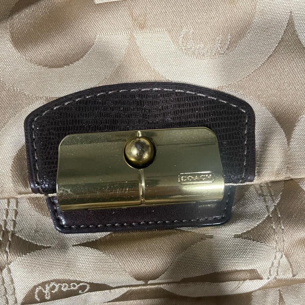 Coach Hand Bag - Picture 5 of 6
